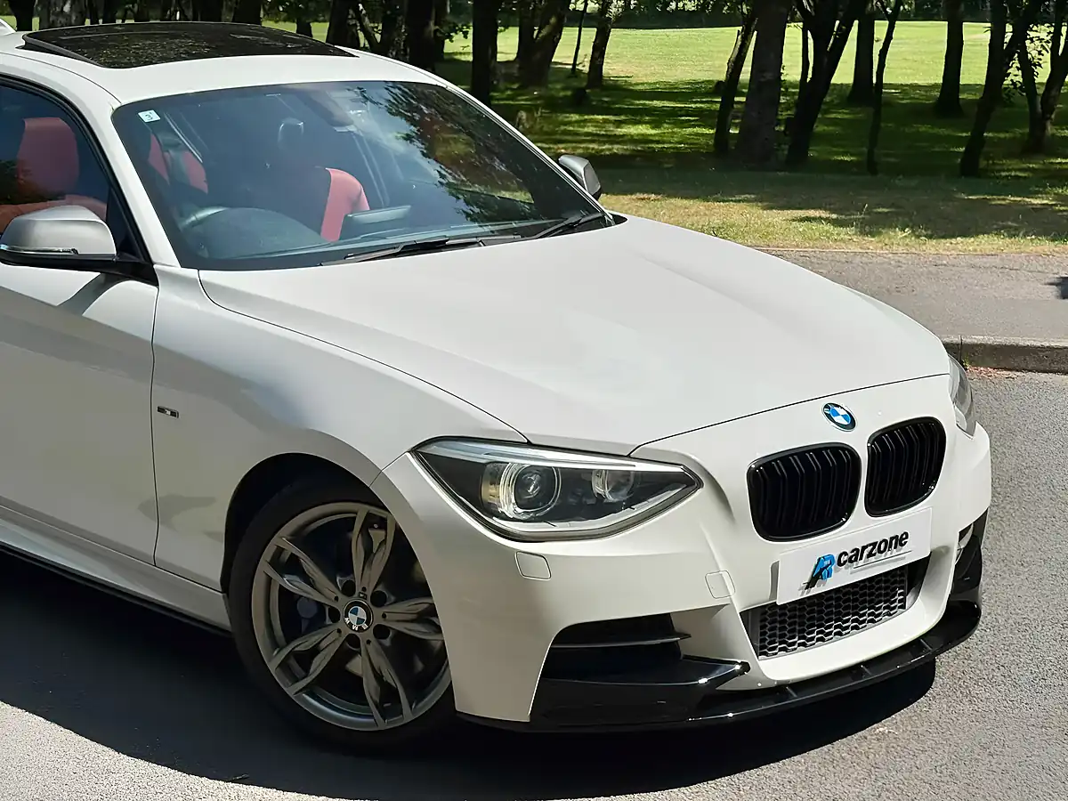 Used 2013 BMW 1 Series M135i White - Interior and Exterior details 9