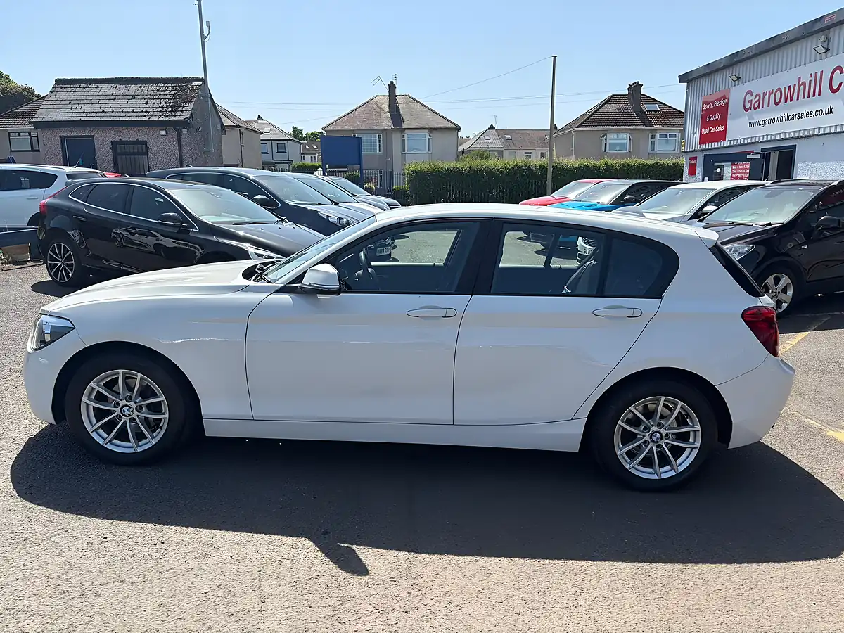 Used 2013 BMW 1 Series Se White - Interior and Exterior details 8