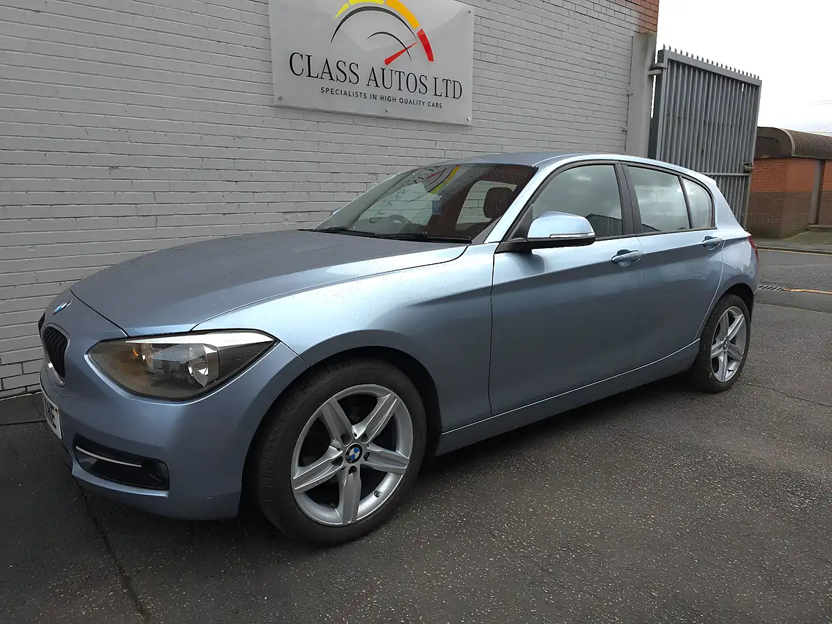 Used 2013 BMW 1 Series Sport Blue - Interior and Exterior details 4
