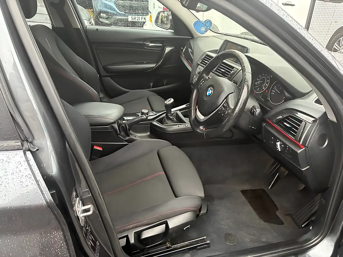 Used 2013 BMW 1 Series Sport Grey - Interior and Exterior details 10