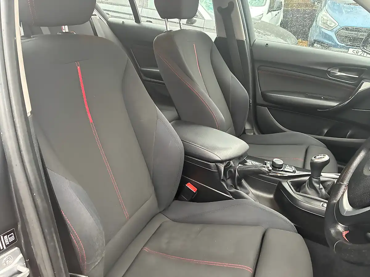 Used 2013 BMW 1 Series Sport Grey - Interior and Exterior details 17