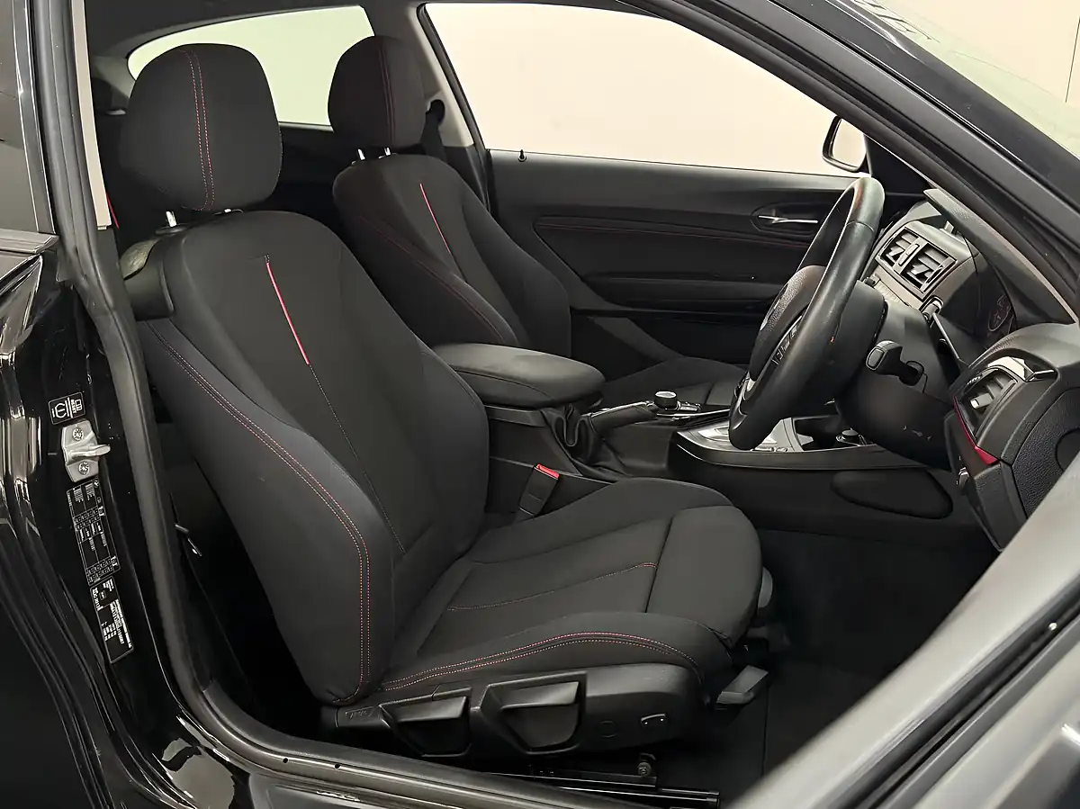 Used 2013 BMW 1 Series Sport Jet Black - Interior and Exterior details 11