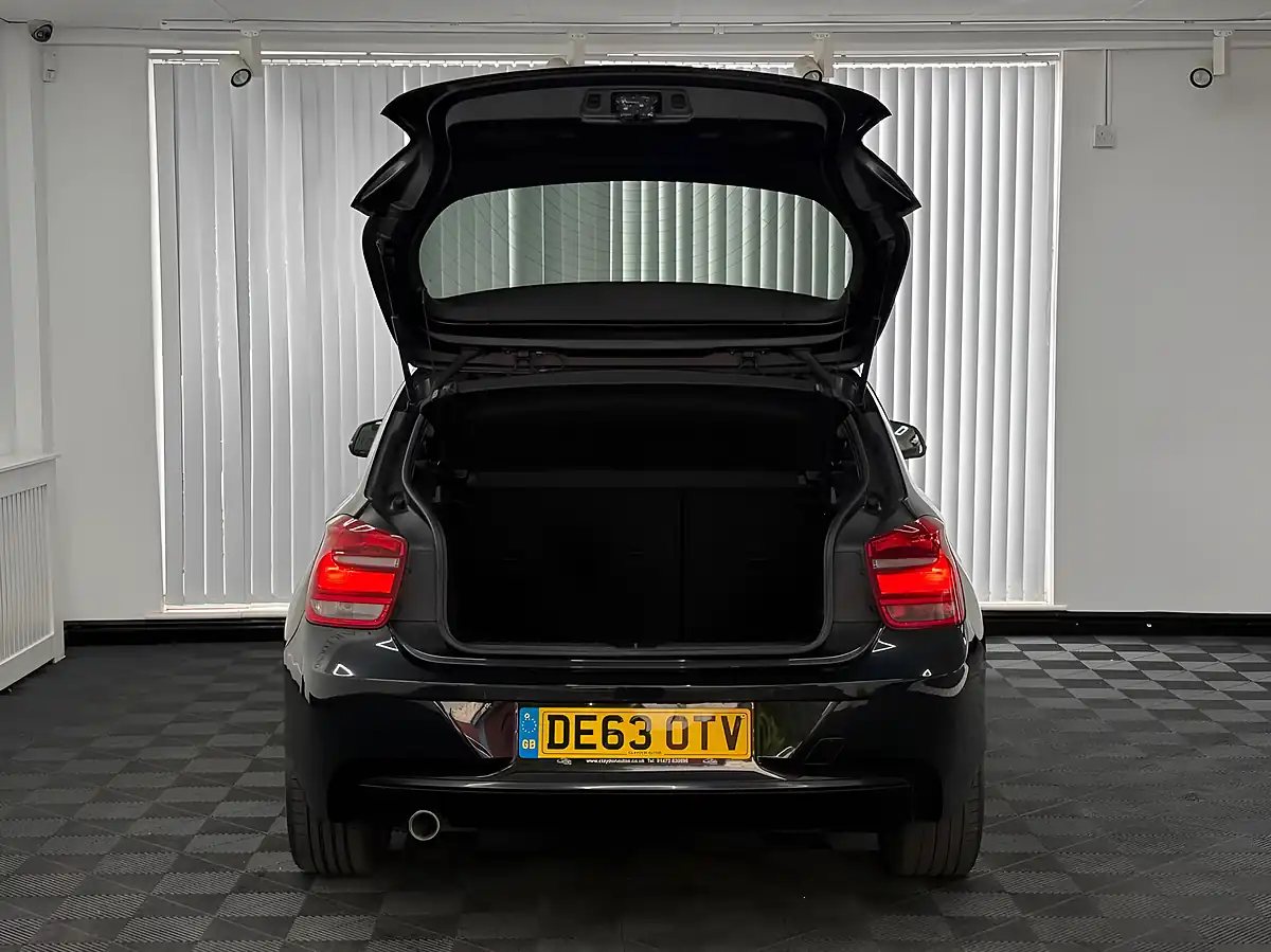 Used 2013 BMW 1 Series Sport Jet Black - Interior and Exterior details 7