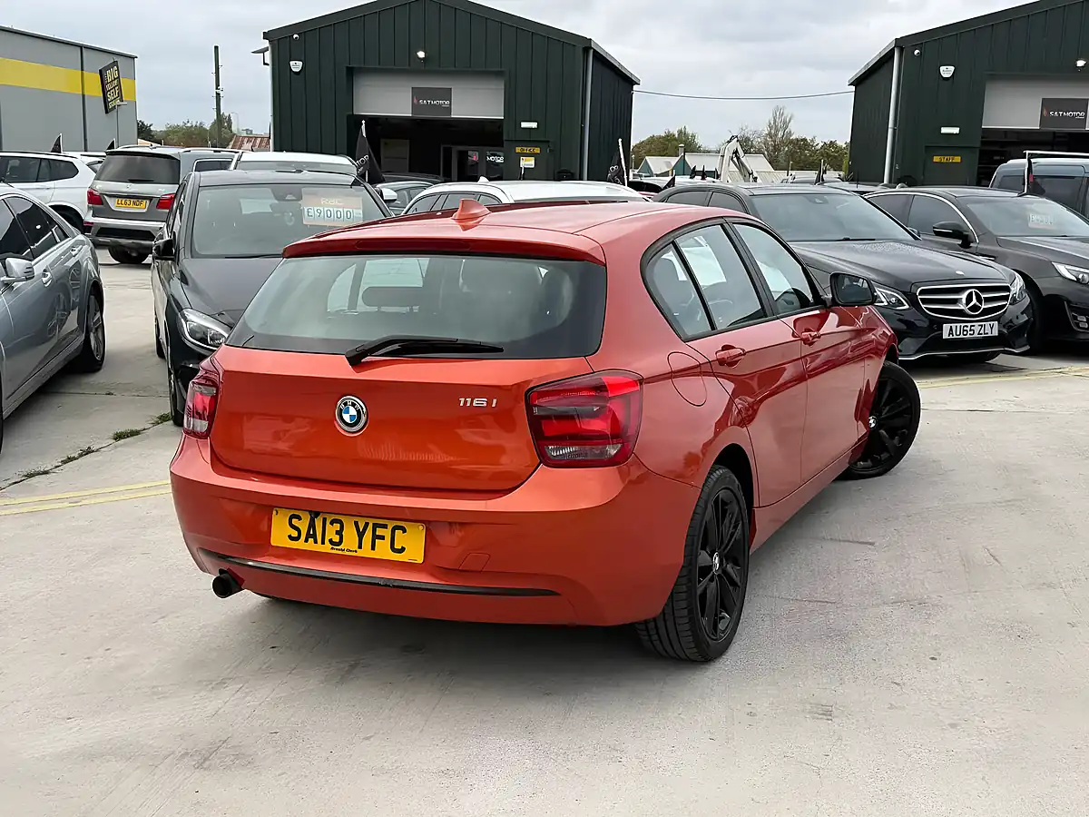 Used 2013 BMW 1 Series Sport Orange - Interior and Exterior details 10