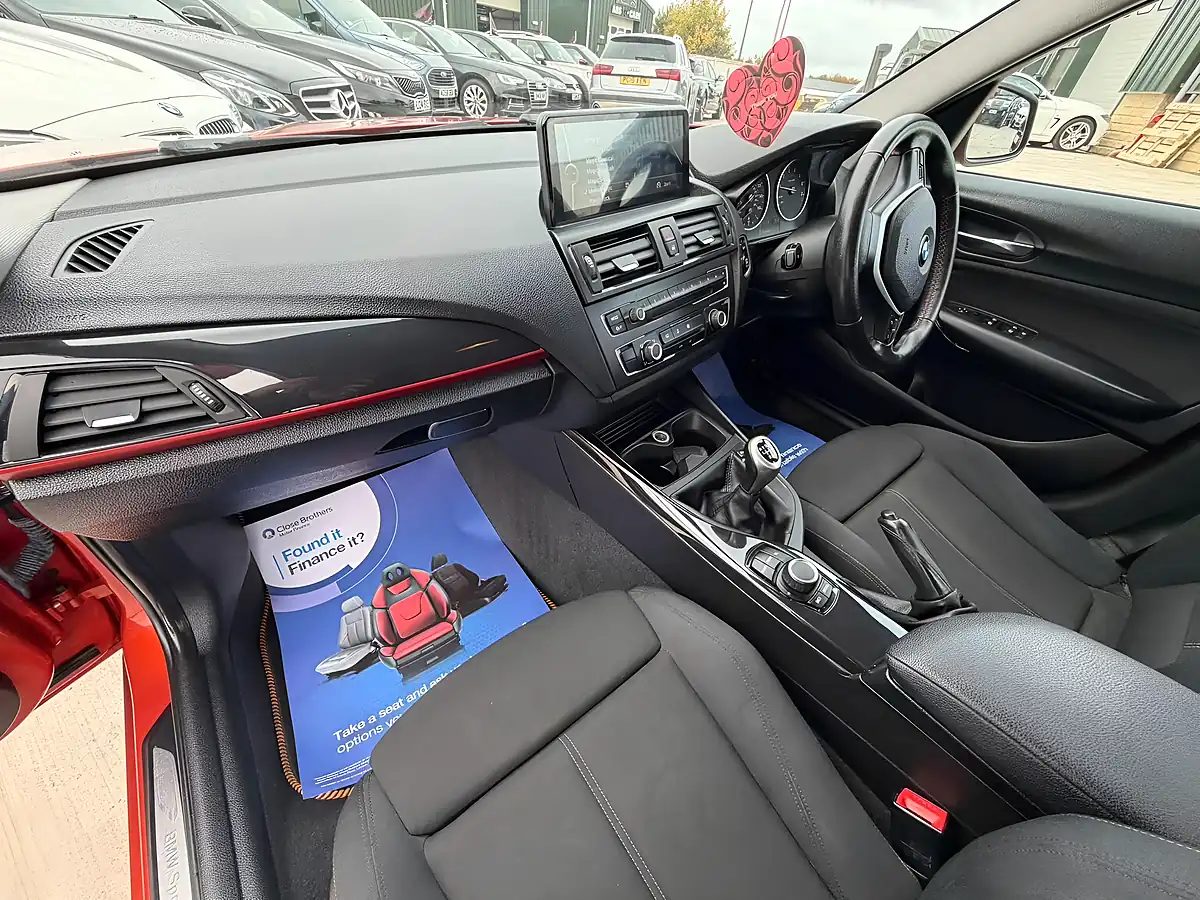 Used 2013 BMW 1 Series Sport Orange - Interior and Exterior details 12
