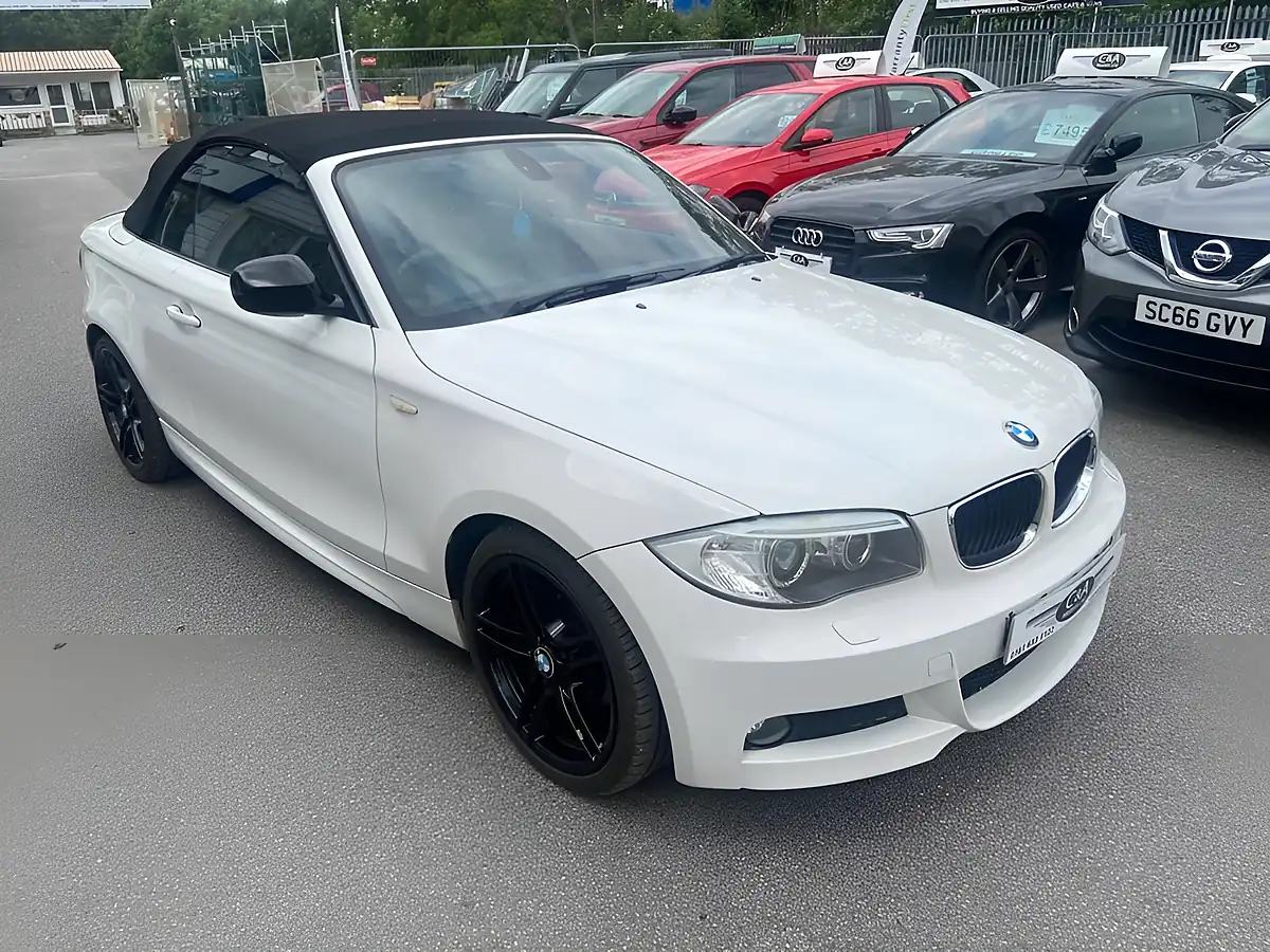 Used 2013 BMW 1 Series Sport Plus Edition White - Interior and Exterior details 18