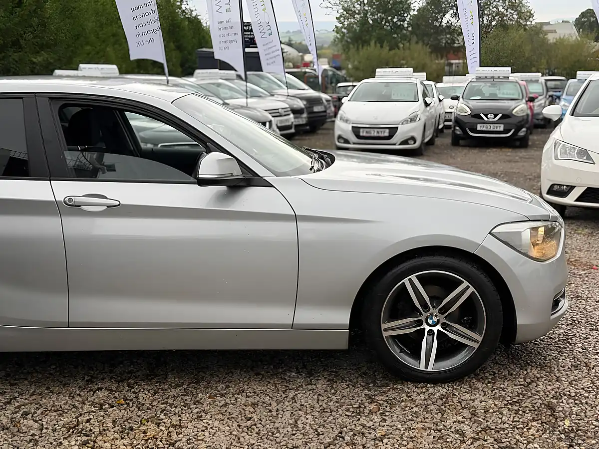 Used 2013 BMW 1 Series Sport Silver - Interior and Exterior details 9