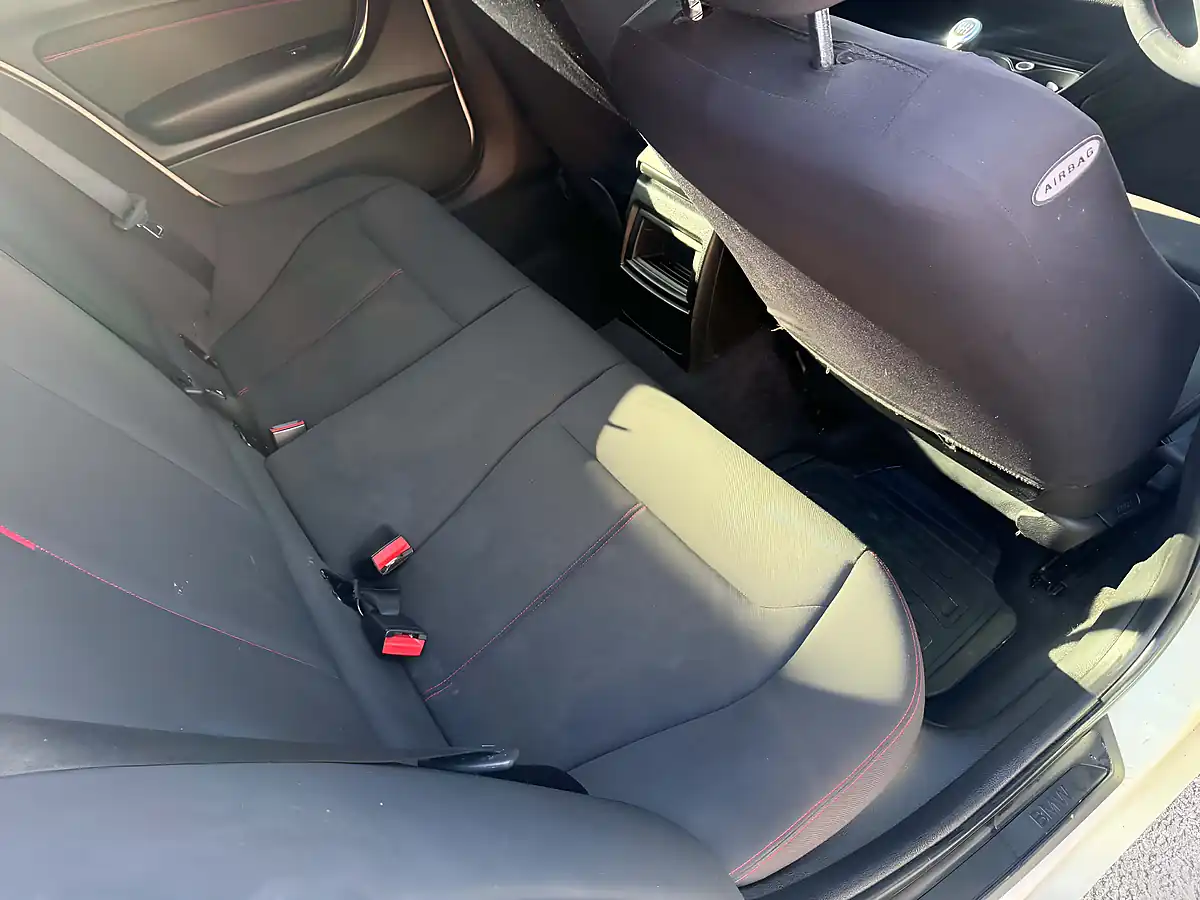 Used 2013 BMW 1 Series Sport White - Interior and Exterior details 12