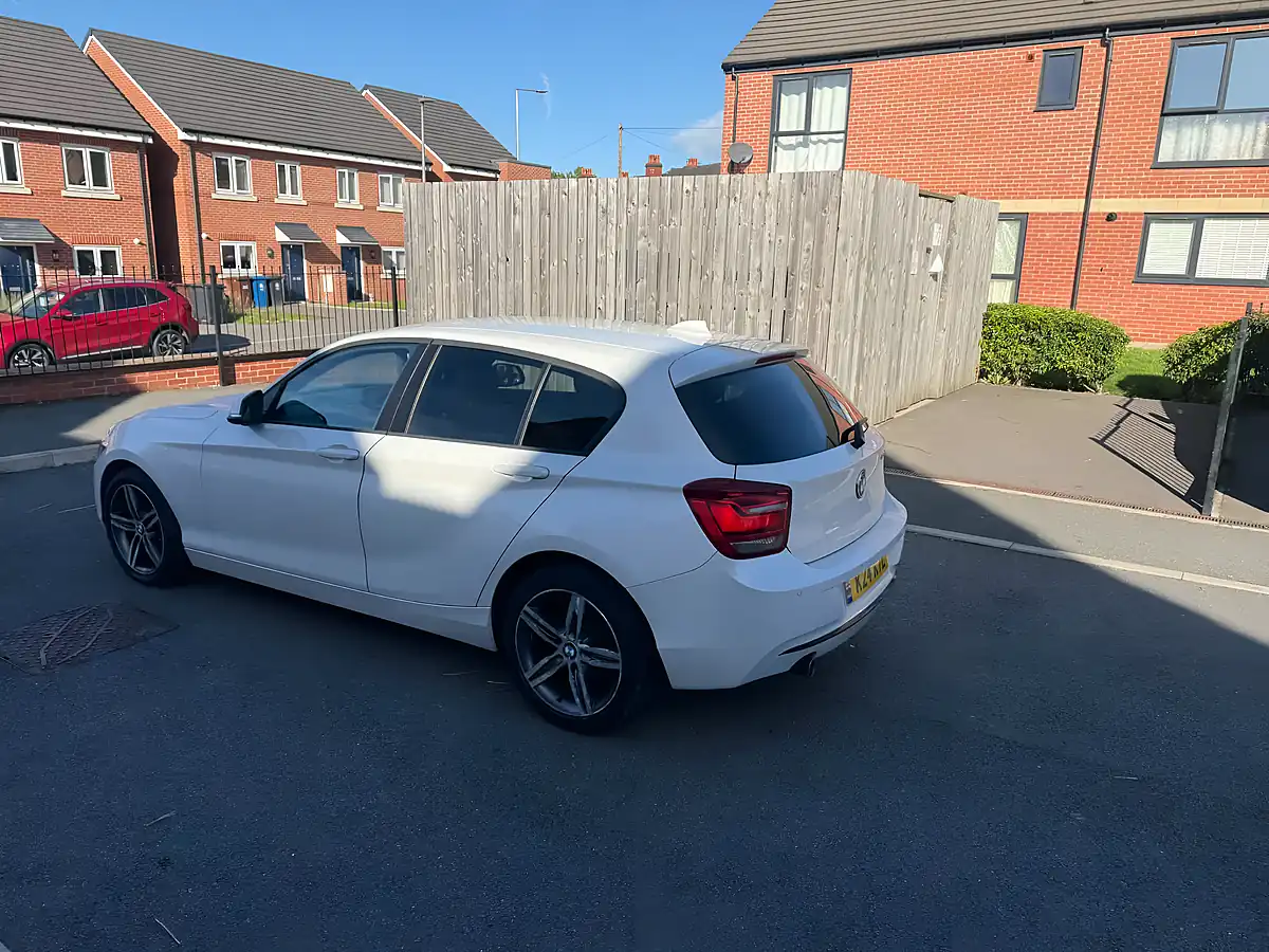 Used 2013 BMW 1 Series Sport White - Interior and Exterior details 20