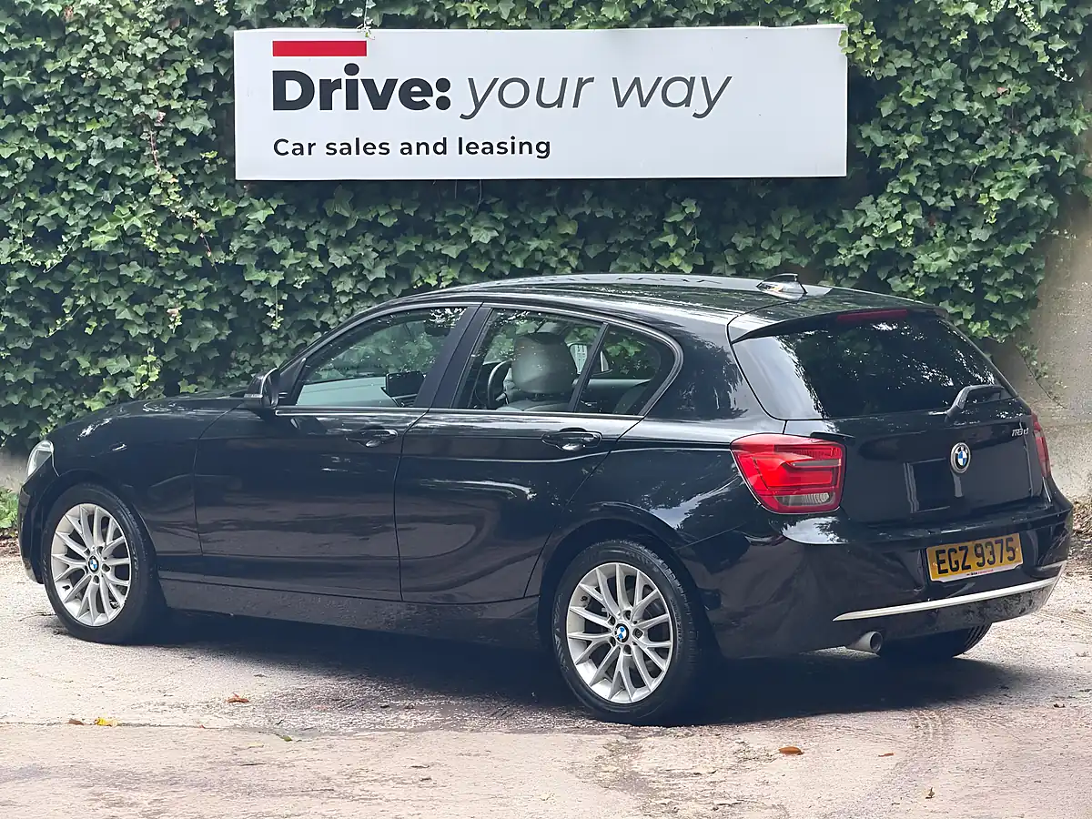 Used 2013 BMW 1 Series Urban Black - Interior and Exterior details 6