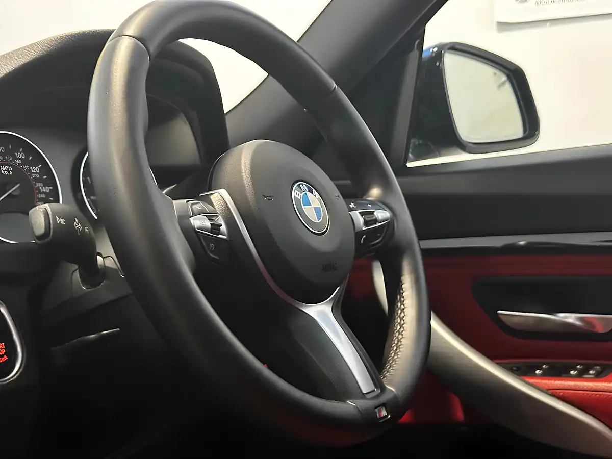 Used 2013 BMW 3 Series Gran Turismo M Sport Estoril Blue - Interior and Exterior details 14