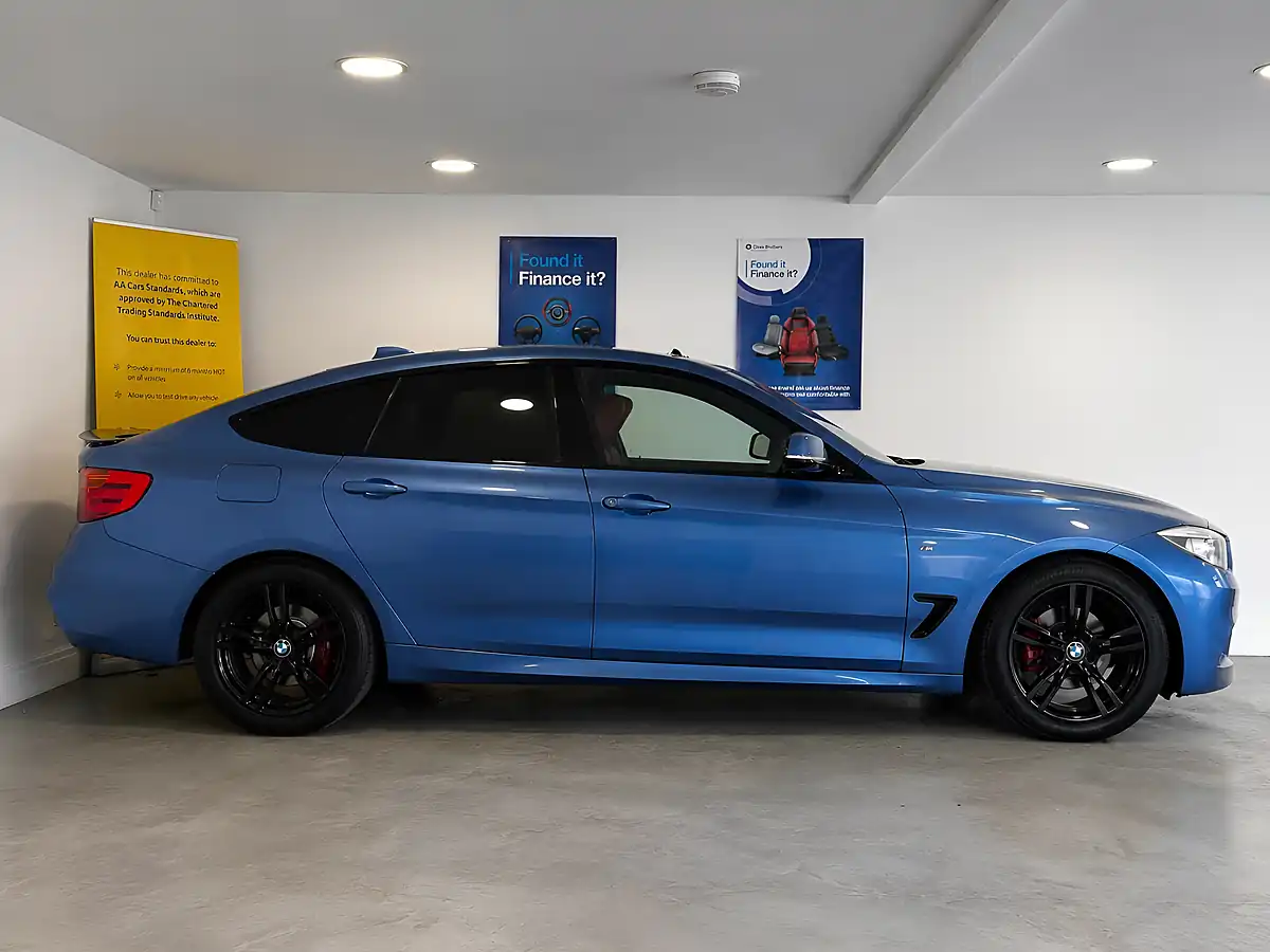 Used 2013 BMW 3 Series Gran Turismo M Sport Estoril Blue - Interior and Exterior details 7