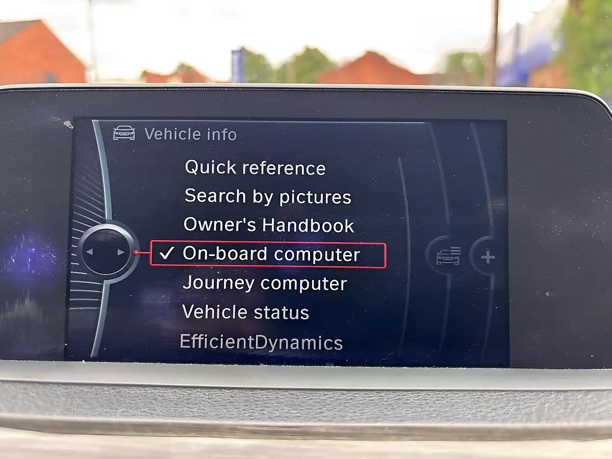 Used 2013 BMW 3 Series Luxury Blue - Interior and Exterior details 16