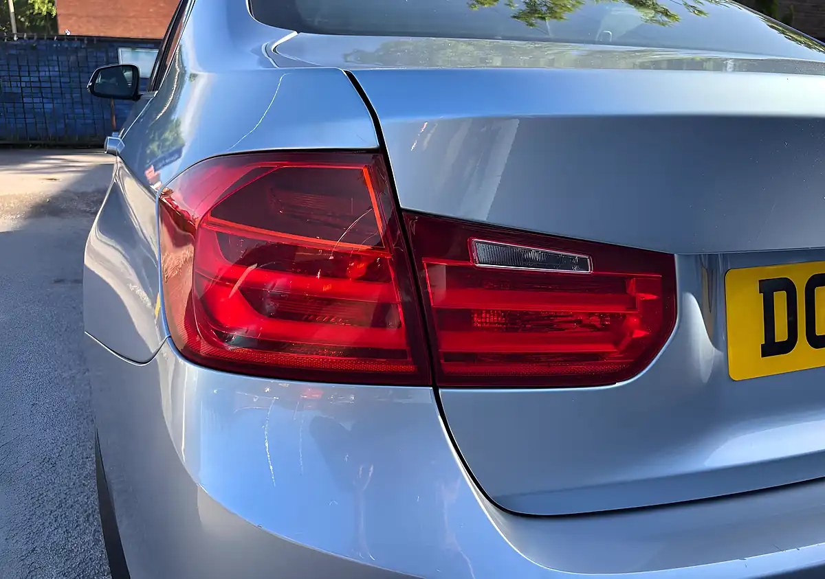 Used 2013 BMW 3 Series Luxury Blue - Interior and Exterior details 19