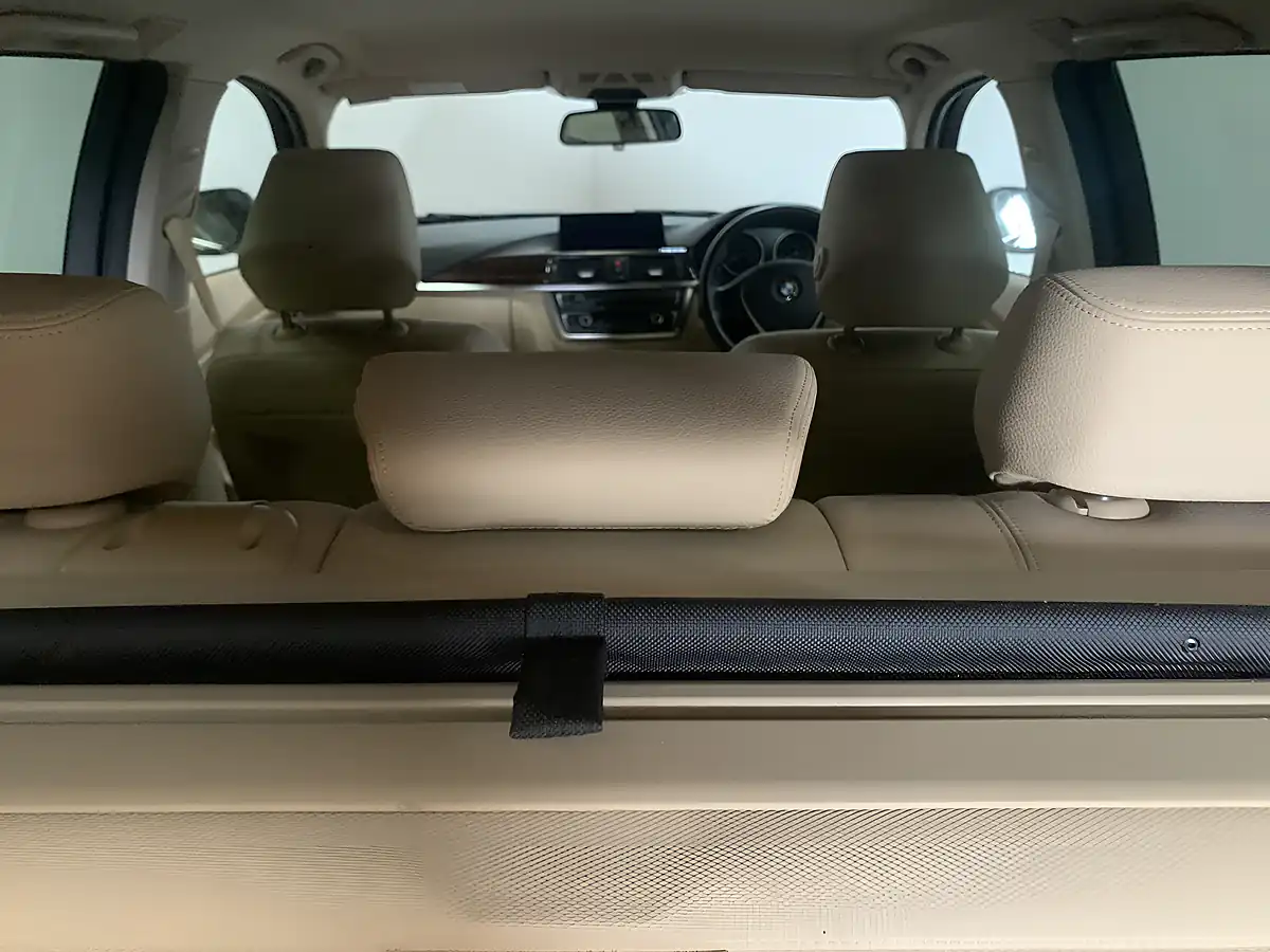 Used 2013 BMW 3 Series Luxury Touring Blue - Interior and Exterior details 10