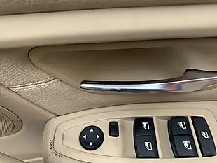 Used 2013 BMW 3 Series Luxury Touring Blue - Interior and Exterior details 17