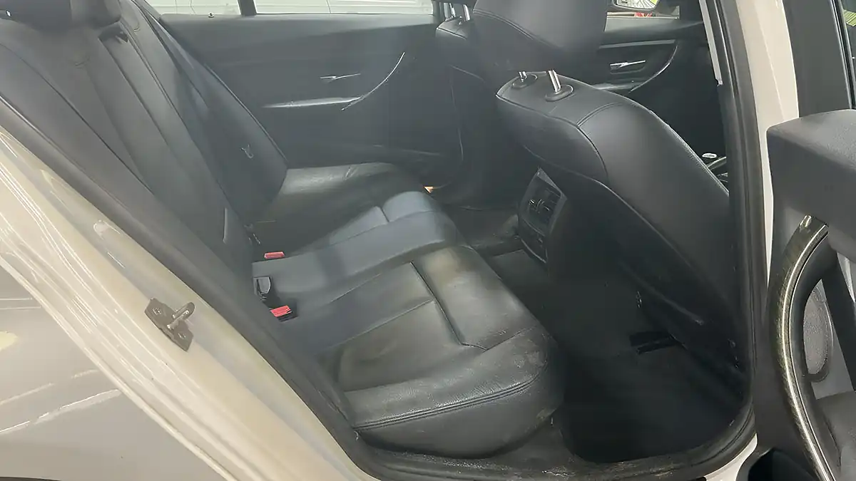 Used 2013 BMW 3 Series Luxury White - Interior and Exterior details 12