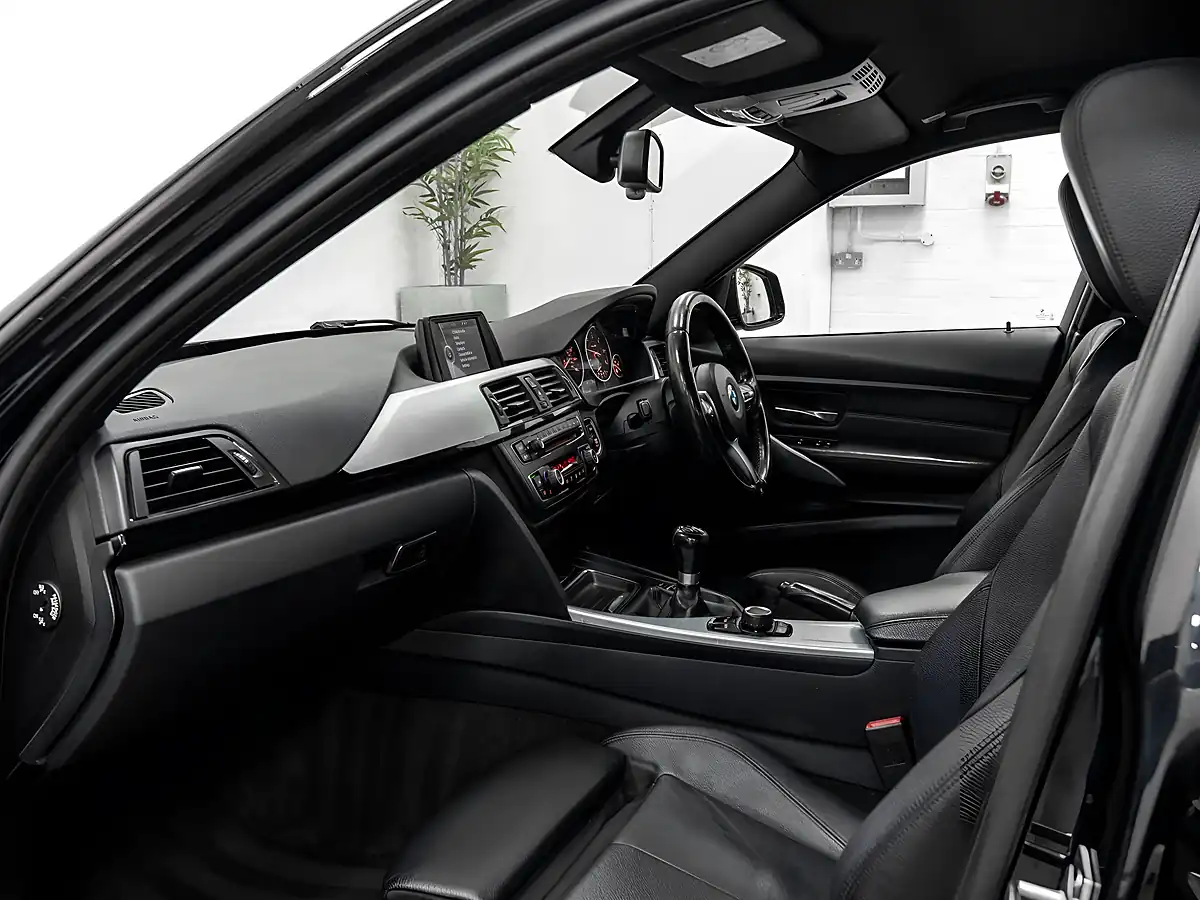 Used 2013 BMW 3 Series M Sport Black - Interior and Exterior details 17