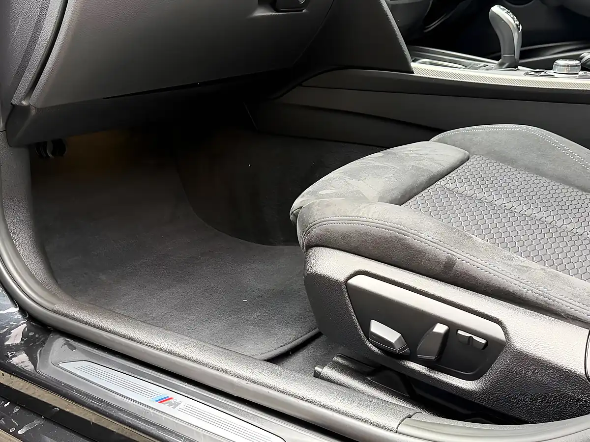 Used 2013 BMW 3 Series M Sport Black - Interior and Exterior details 19