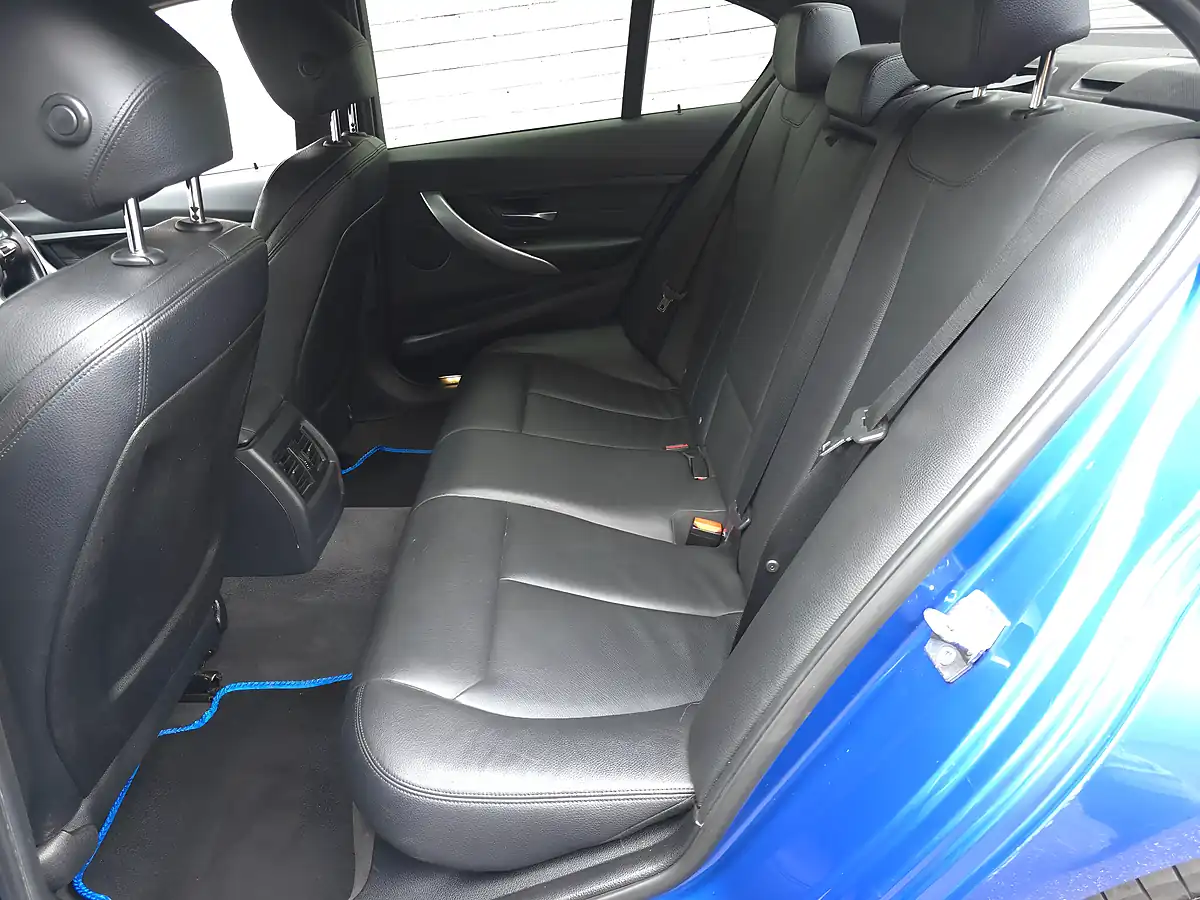 Used 2013 BMW 3 Series M Sport Blue - Interior and Exterior details 17