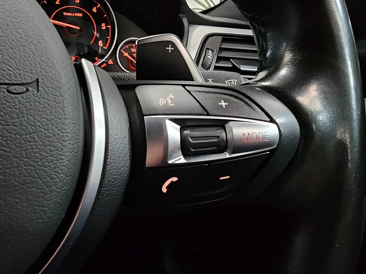 Used 2013 BMW 3 Series M Sport Silver - Interior and Exterior details 16