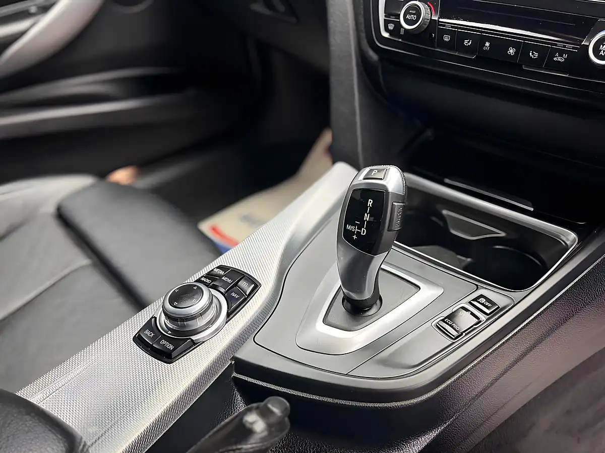 Used 2013 BMW 3 Series M Sport Touring Black - Interior and Exterior details 14