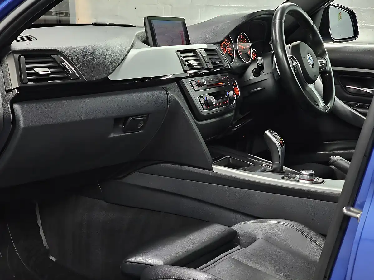 Used 2013 BMW 3 Series M Sport Touring Estoril Blue - Interior and Exterior details 12