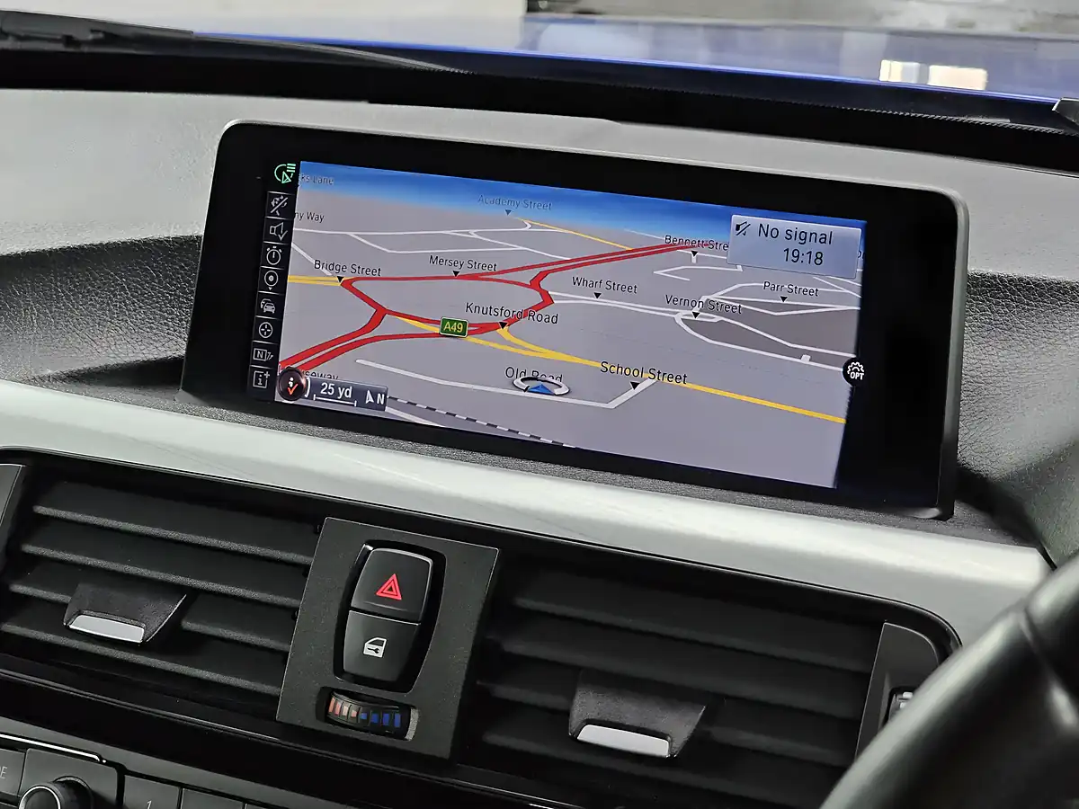 Used 2013 BMW 3 Series M Sport Touring Estoril Blue - Interior and Exterior details 14