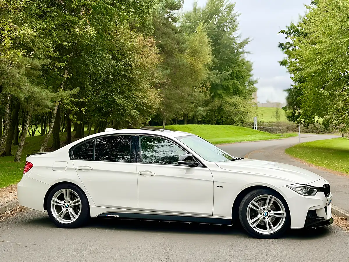 Used 2013 BMW 3 Series M Sport White - Interior and Exterior details 9