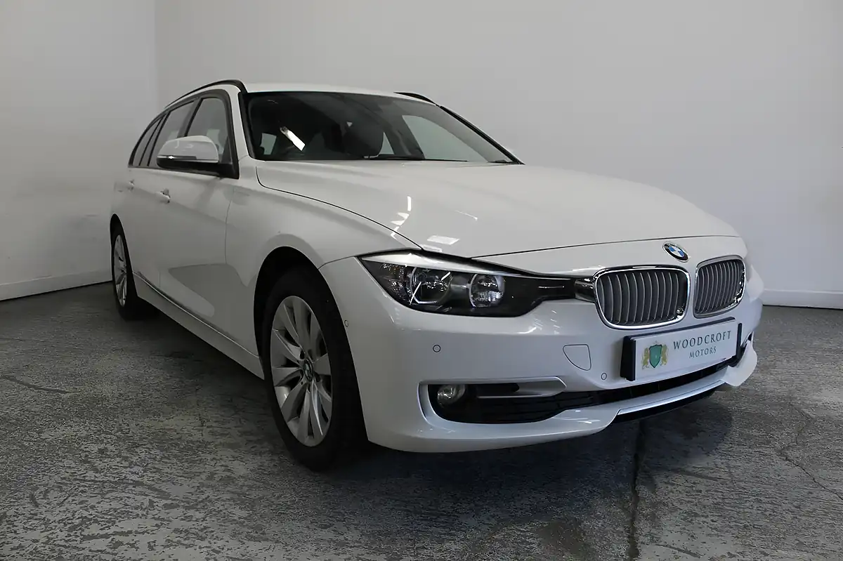 Used 2013 BMW 3 Series Modern Touring White - Front View