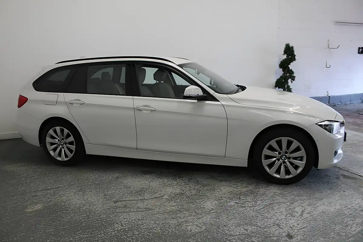 Used 2013 BMW 3 Series Modern Touring White - Interior and Exterior details 3