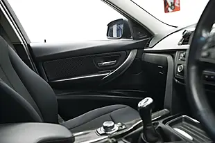 Used 2013 BMW 3 Series Se Black - Interior and Exterior details 14