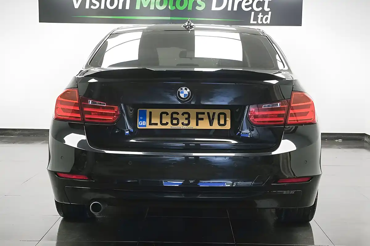 Used 2013 BMW 3 Series Se Black - Interior and Exterior details 2