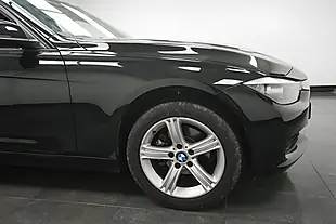 Used 2013 BMW 3 Series Se Black - Interior and Exterior details 4