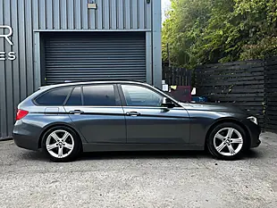 Used 2013 BMW 3 Series Se Grey - Interior and Exterior details 4