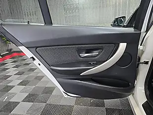 Used 2013 BMW 3 Series Se White - Interior and Exterior details 11