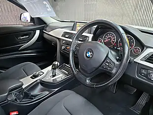 Used 2013 BMW 3 Series Se White - Interior and Exterior details 17