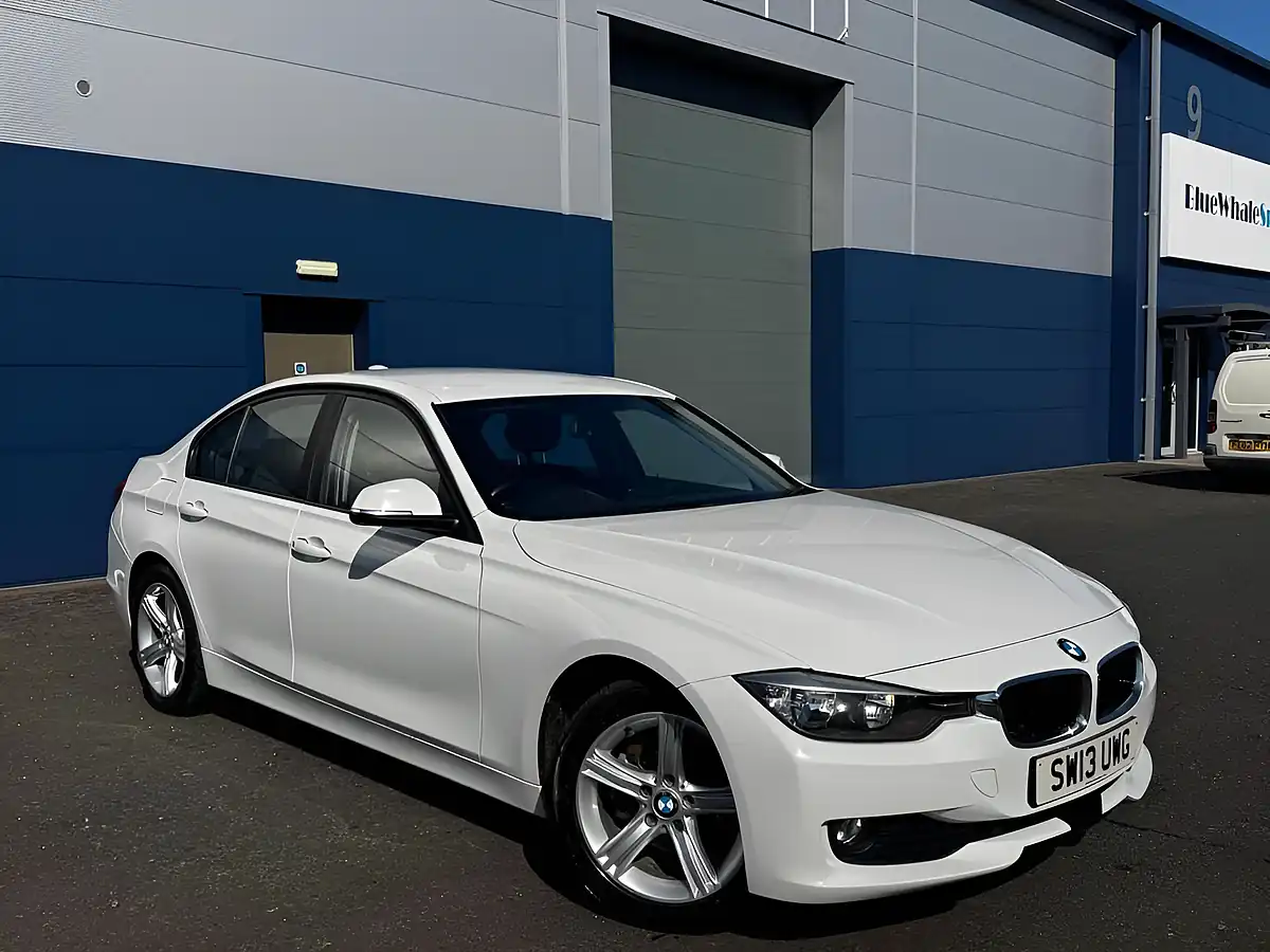 Used 2013 BMW 3 Series Se White - Front View