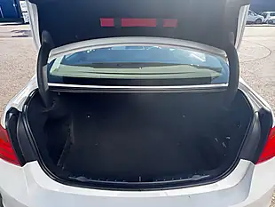 Used 2013 BMW 3 Series Se White - Interior and Exterior details 10