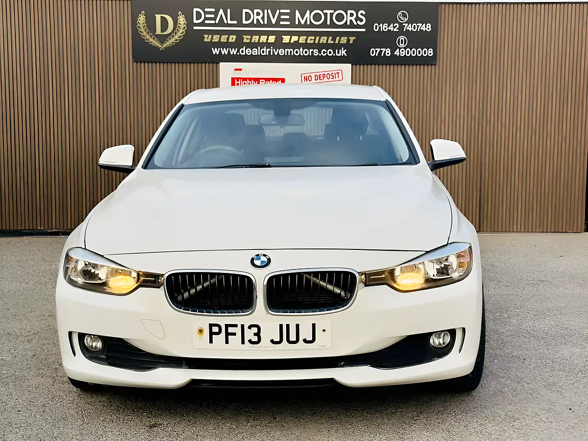 Used 2013 BMW 3 Series Se White - Interior and Exterior details 2