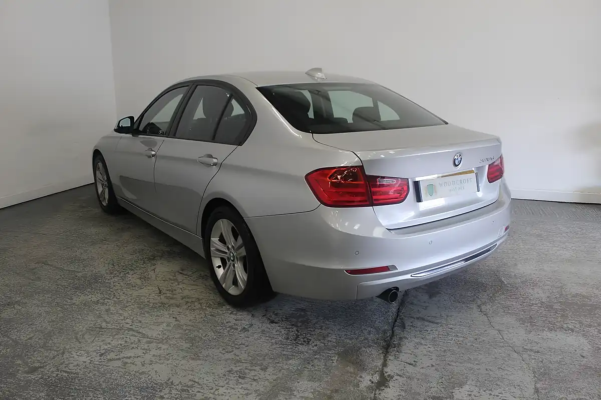 Used 2013 BMW 3 Series Sport Silver - Interior and Exterior details 5