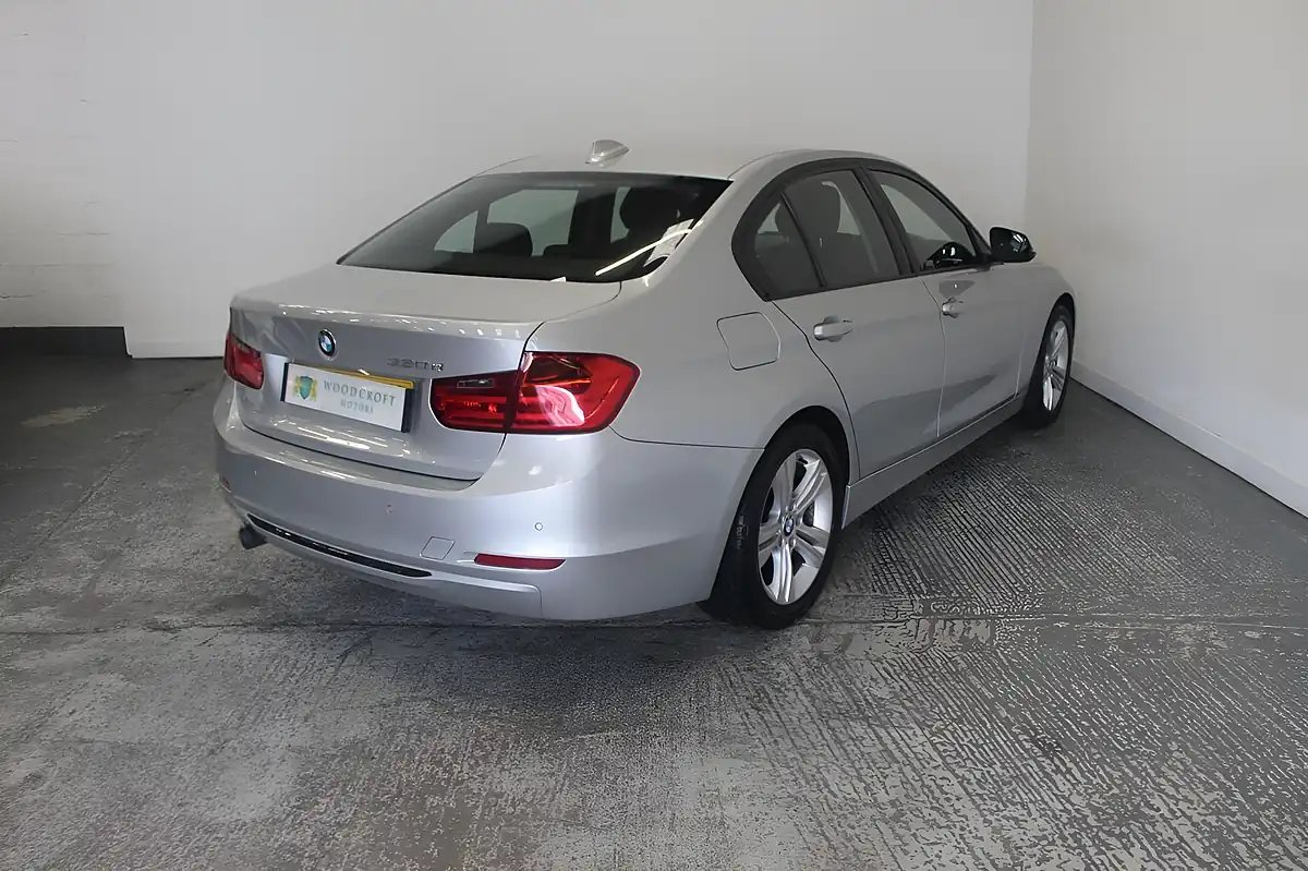 Used 2013 BMW 3 Series Sport Silver - Interior and Exterior details 6