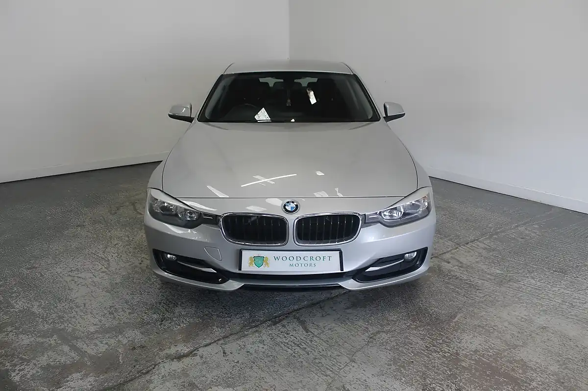 Used 2013 BMW 3 Series Sport Silver - Interior and Exterior details 9