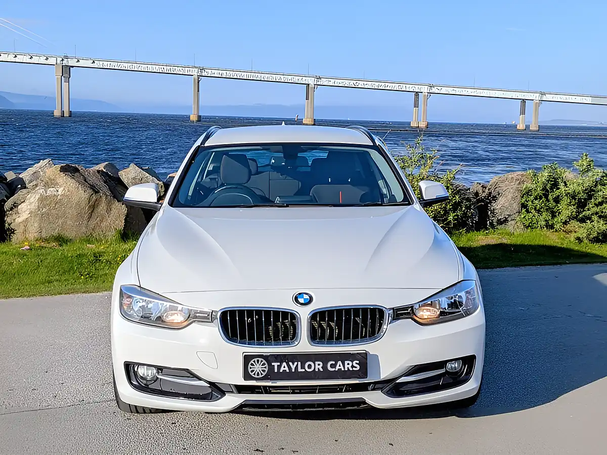 Used 2013 BMW 3 Series Sport Touring White - Interior and Exterior details 2