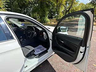 Used 2013 BMW 3 Series Sport White - Interior and Exterior details 9