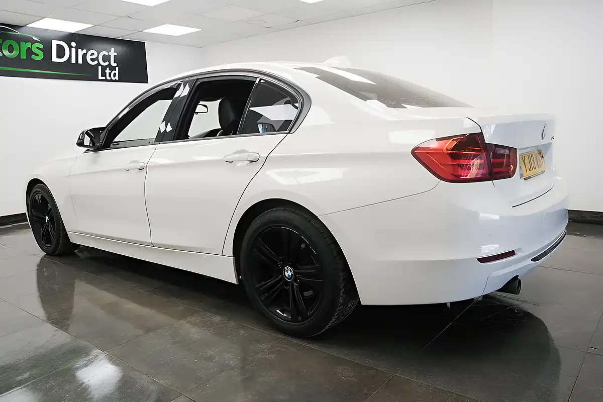 Used 2013 BMW 3 Series Sport White - Interior and Exterior details 6