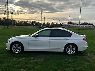 Used 2013 BMW 316i Sport Alpine White - Interior and Exterior details 8