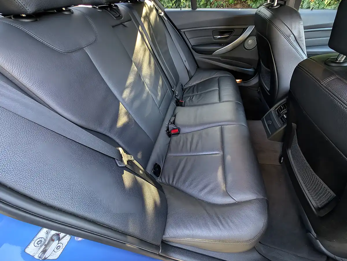 Used 2013 BMW 320i M Sport Estoril Blue - Interior and Exterior details 12