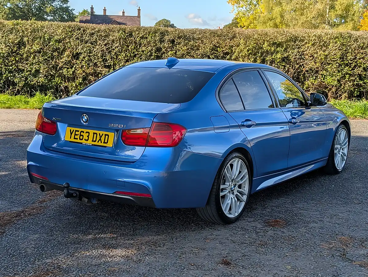 Used 2013 BMW 320i M Sport Estoril Blue - Interior and Exterior details 8