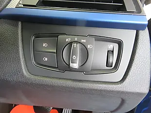 Used 2013 BMW 4 Series M Sport Blue - Interior and Exterior details 17